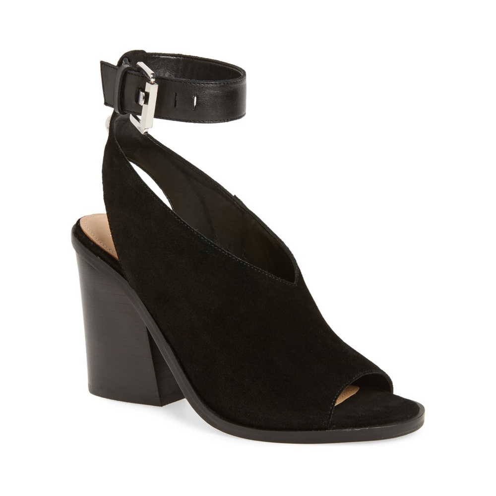 MARC FISHER Vidal Ankle Strap Sandal | Black, 7.5